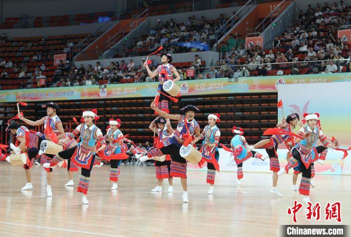 云南羊头鼓亮相全国赛事展现滇鼓文化博大精深