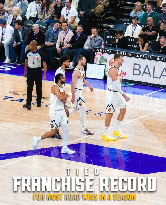 约基奇三双助掘金大胜爵士 创造历史纪录