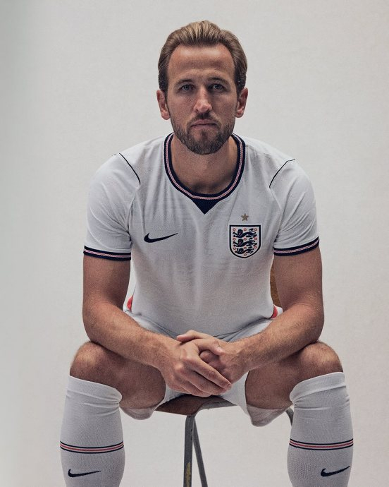 英格兰2026世界杯主场球衣设计揭晓 三狮军团战袍